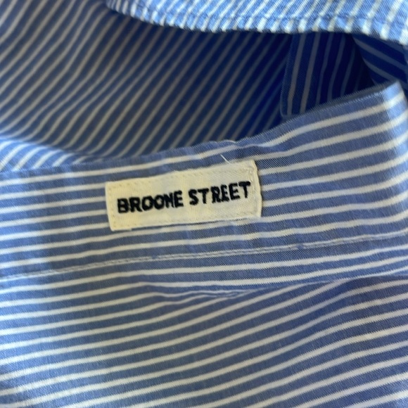 Broome Street - Kate Spade blue& white pinstripe button down - size XL - Picture 6 of 10